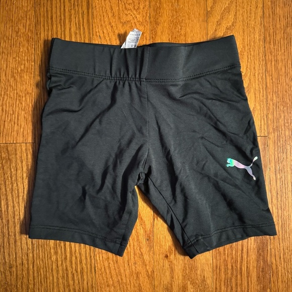 Puma Black Performance Shorts Girls size 6 - Picture 1 of 4